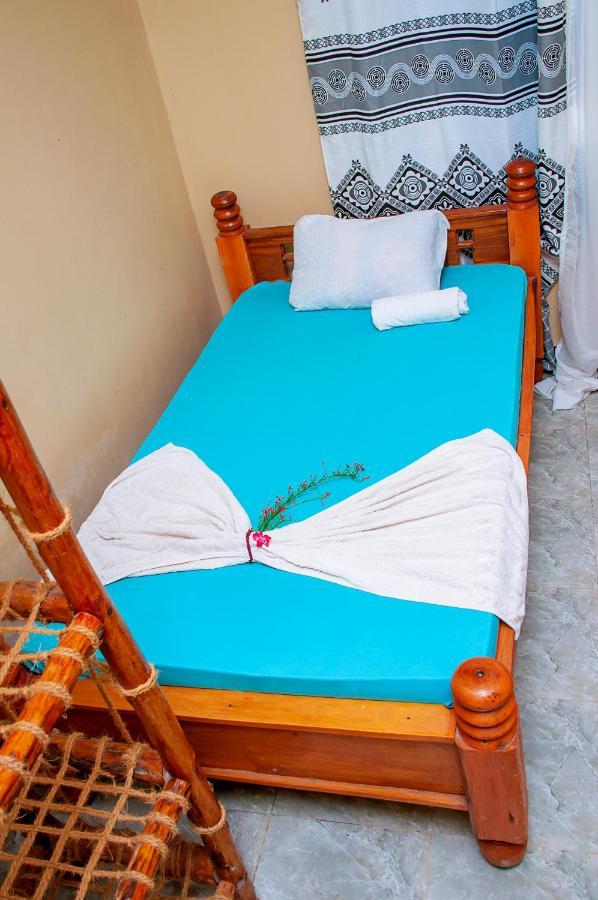 Palm Nungwi Bed & Breakfast Екстериор снимка
